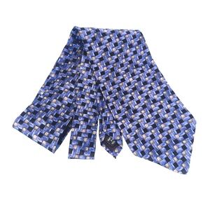 Barrington Silk Tie Blue Black Geometric Pattern